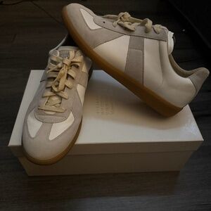 Maison margiela Gats size 42 (9 US) basically new